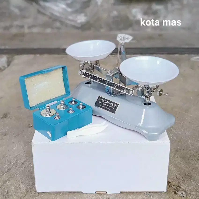 Timbangan Neraca Ramuan Obat Emas 200 gram + 1 set timbel Murah Baru