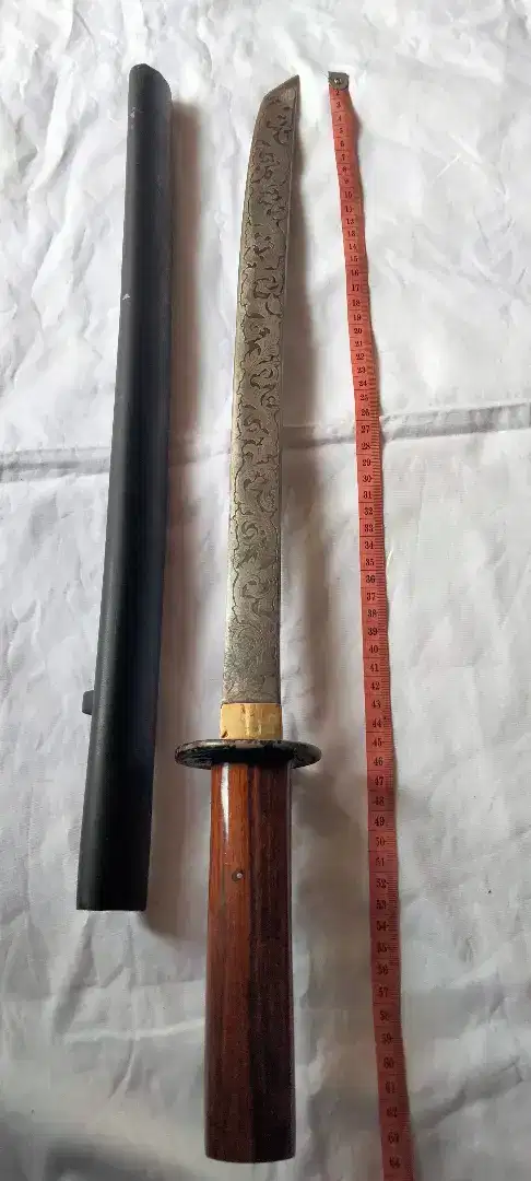 Pedang katana motif