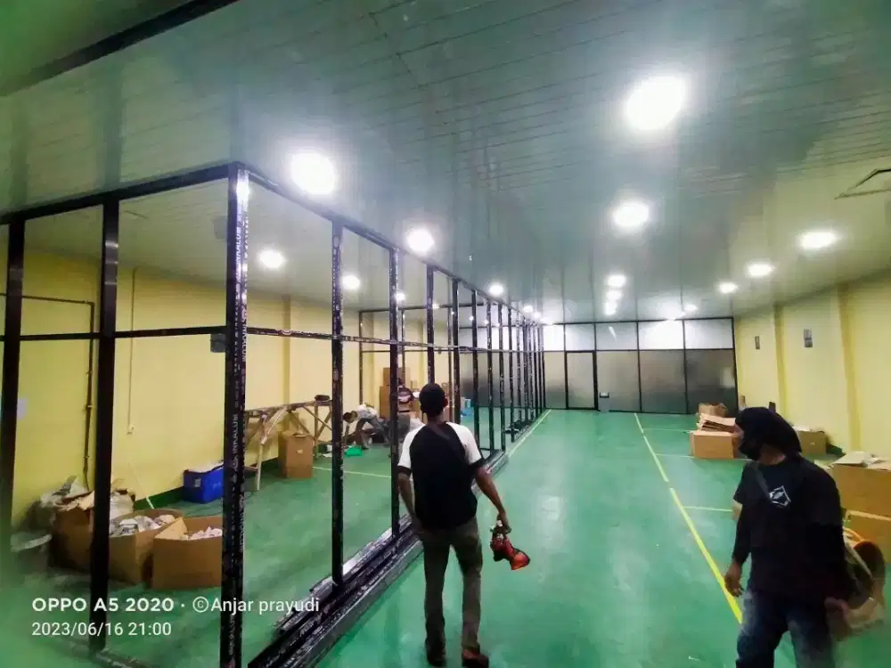 Tukang kaca dan aluminium