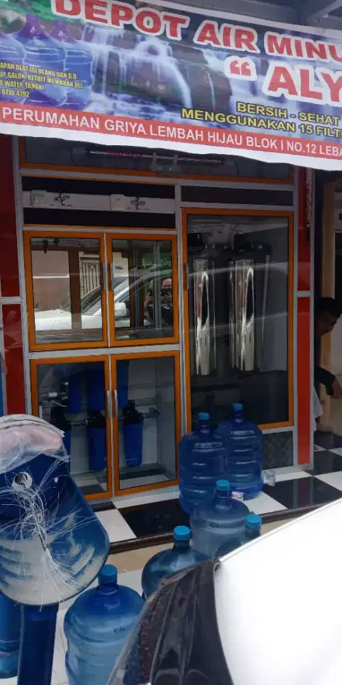 Usaha isiulang air minum  siap pasang