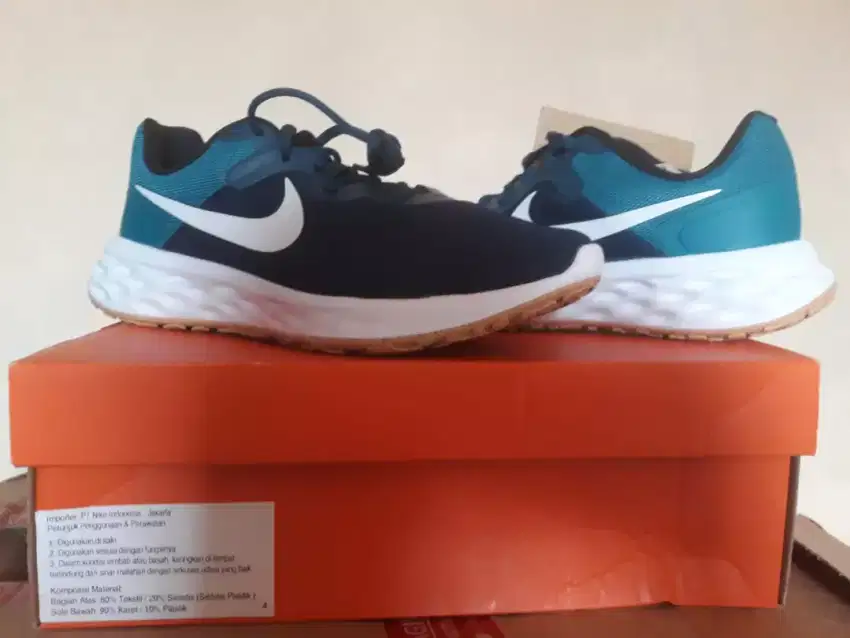 (NEW Ori BNIB) Nike Revolution 6 Valerian Blue size 43