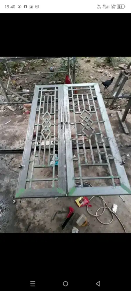 Pagar besi minimalis