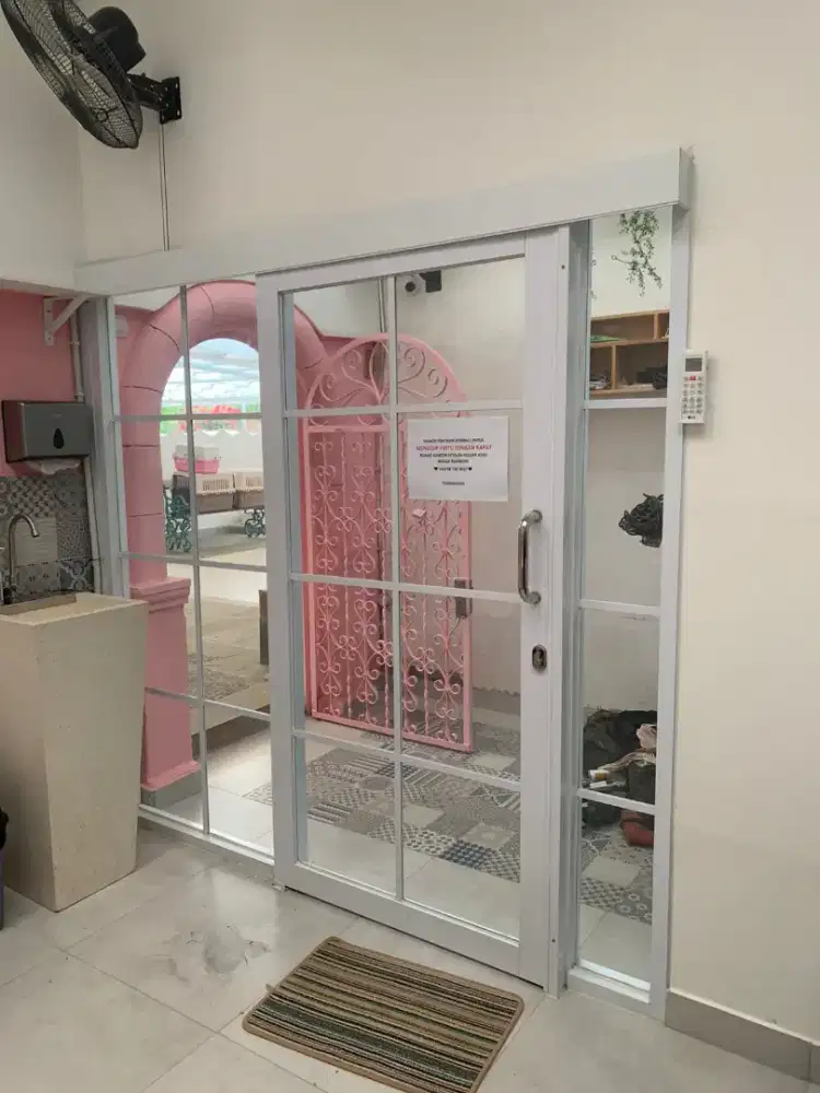Kusen aluminium pintu jendela