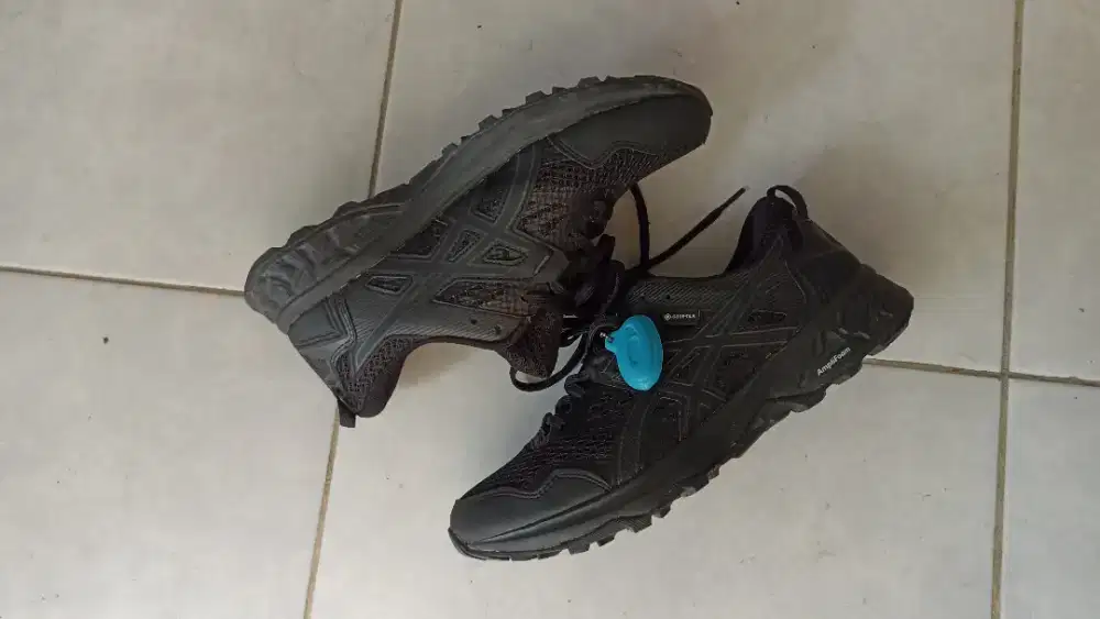 Sepatu Asics Gel Sonoma 5 Black