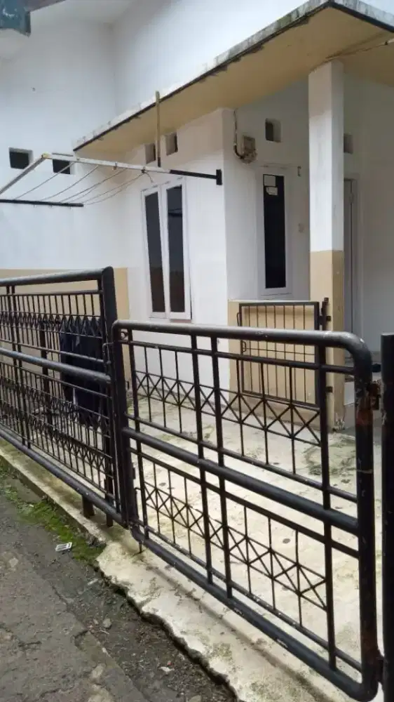 Kontrakkan bulanan belakang POLRES kedunghalang Kota  Bogor