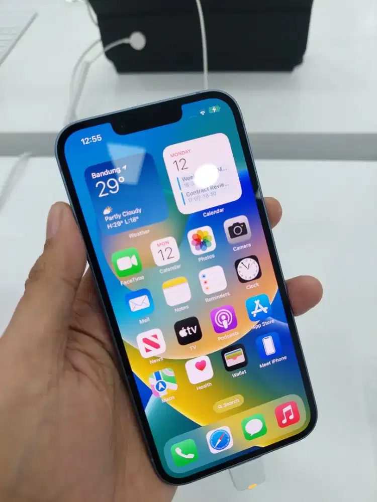 Kredit Iphone 14 128 DP 0, Free 2X Angsuran