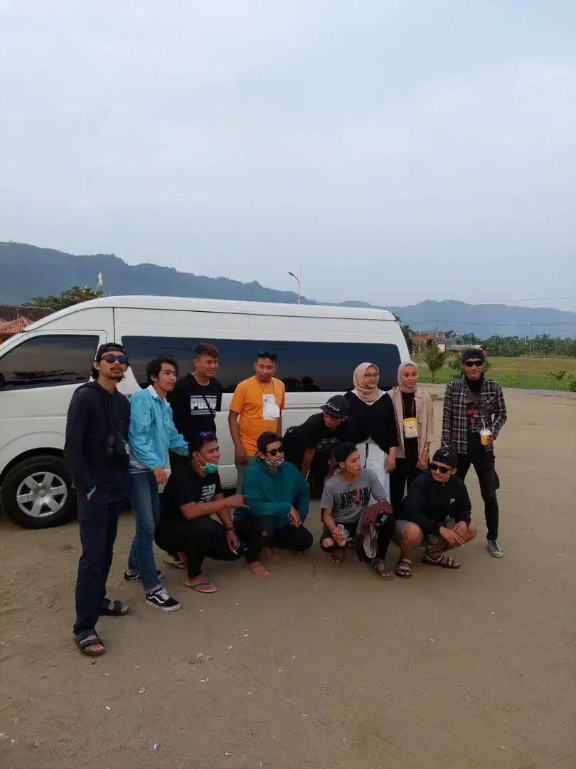 SEWA ELF RENTAL HIACE BUS PARIWISATA ANCOL KELAPA GADING JAKARTA UTARA