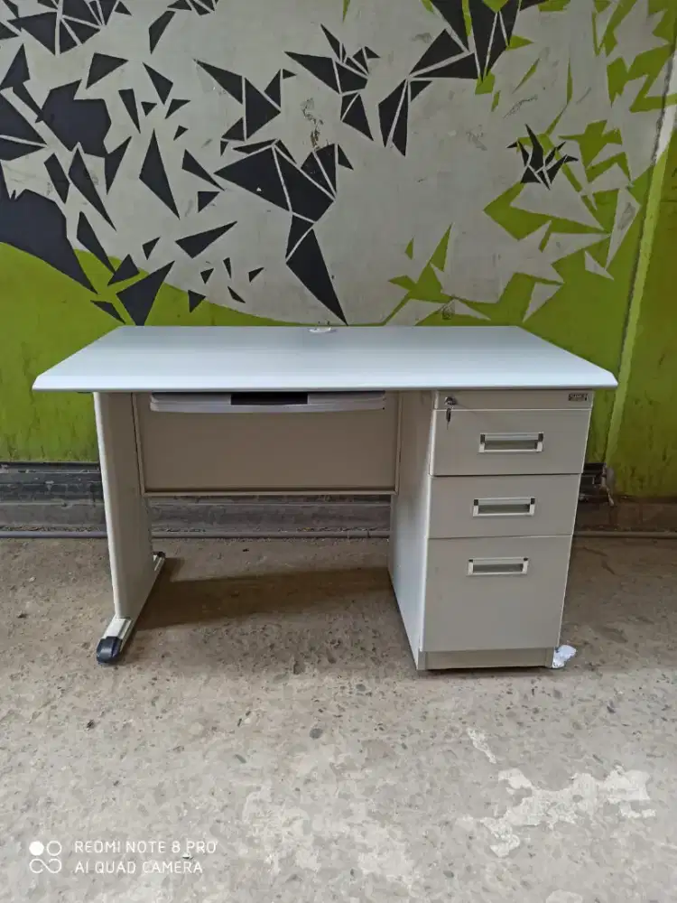 Meja Kerja / Meja Kantor / Meja Tulis / Meja Belajar / Meja Usaha 05