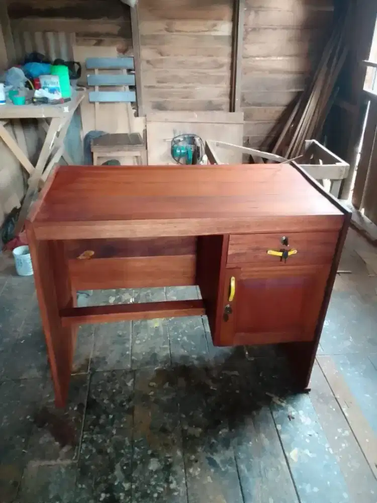 meja kantor banjarmasin