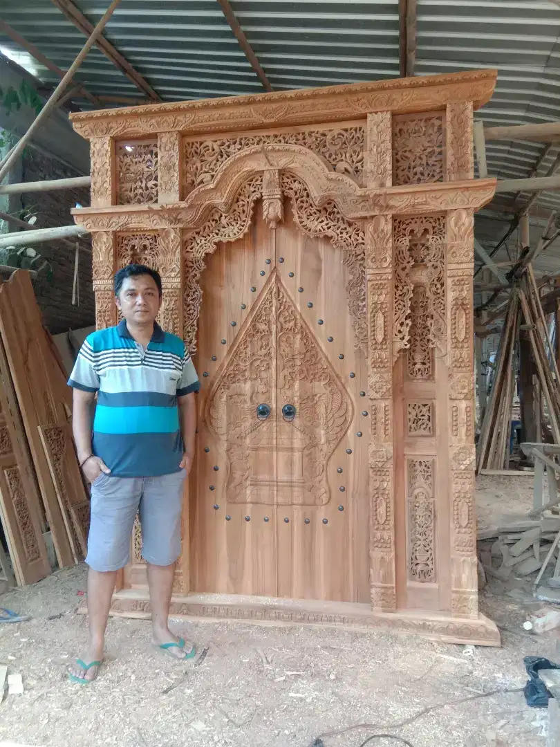 Gebyok 2 meter pintu wayang hp= o8l3ggl36g7g