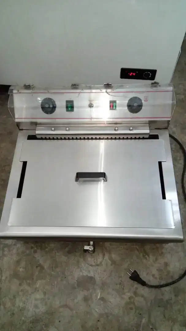 deep fryer listrik ichibo bekas 24 L