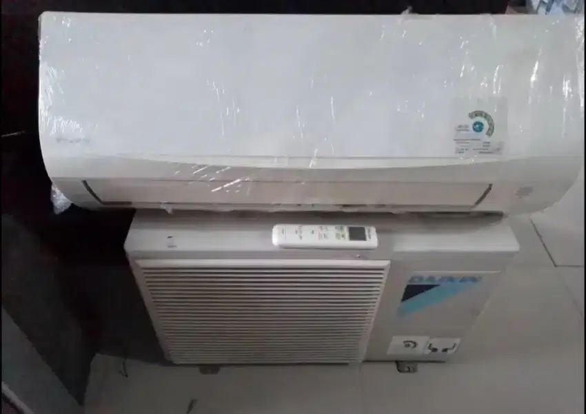 PROMO TUKAR TAMBAH AC DAIKIN R32 TERIMA DINGIN DAN BERES