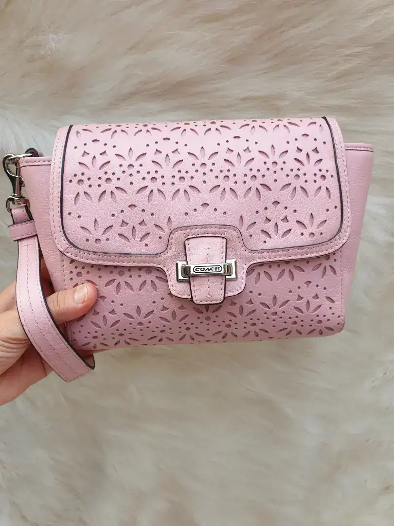 Tas Import Eks Coach Clutch Handbag Tangan Kulit Asli Pink