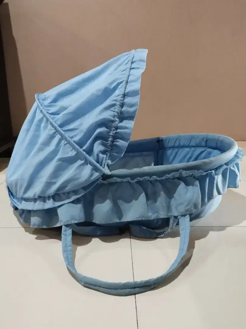Preloved Box Keranjang Bayi