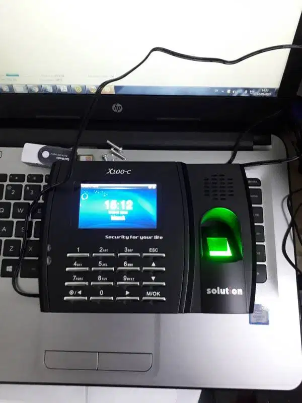 Absensi Sidik jari Solution X100C MURAH FREE PASANG MESIN