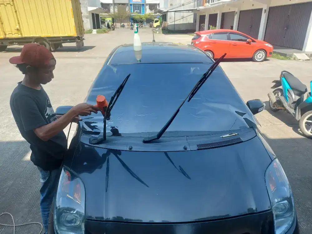 kaca film mobil untuk menambah privasi