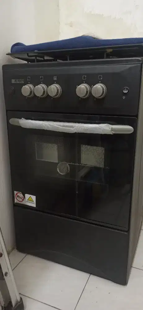 Kompor gas Delizia istimewa