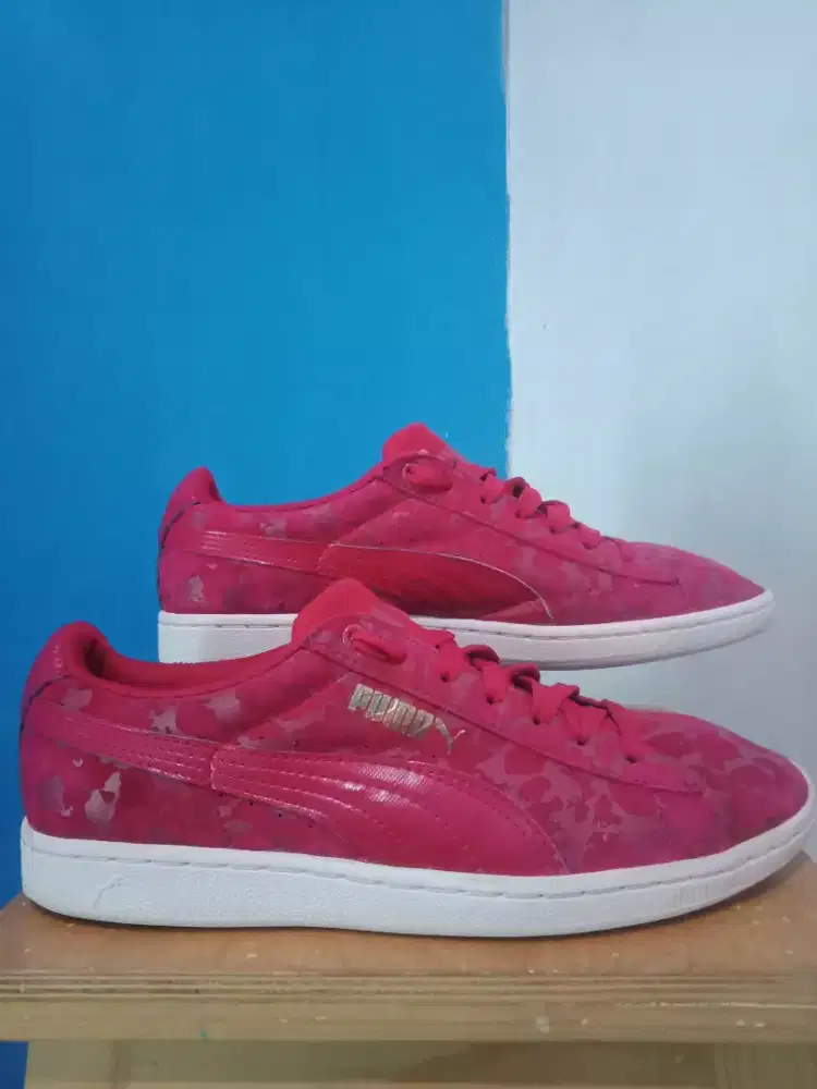 PUMA SUEDE RED SIZE 40