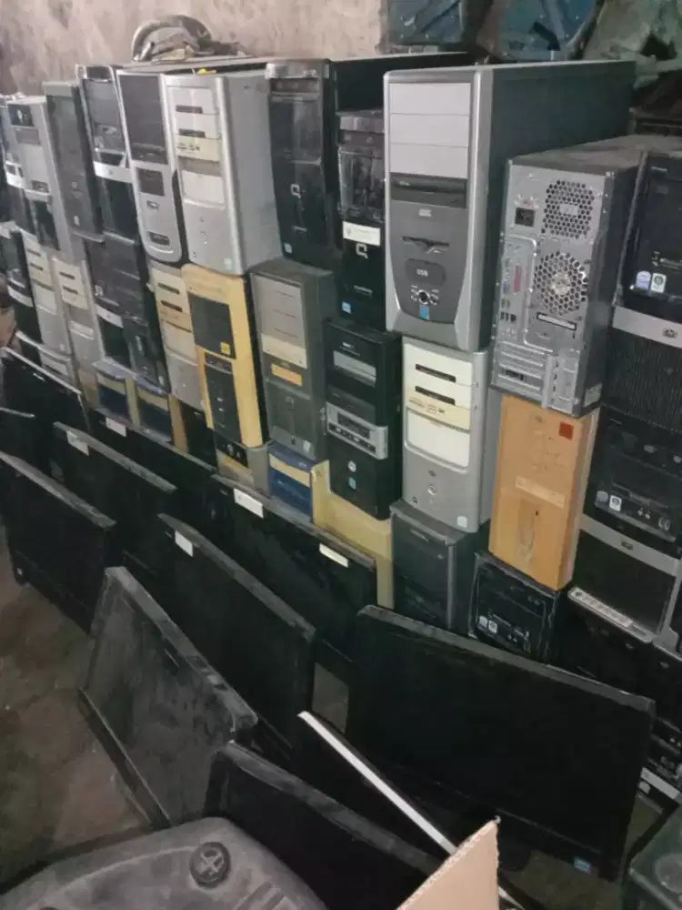 Di beli komputer rusak surabaya .