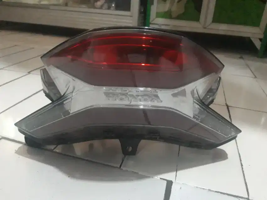 Stoplamp atau Lampu belakang honda pcx 150 2019 k97 original copotan