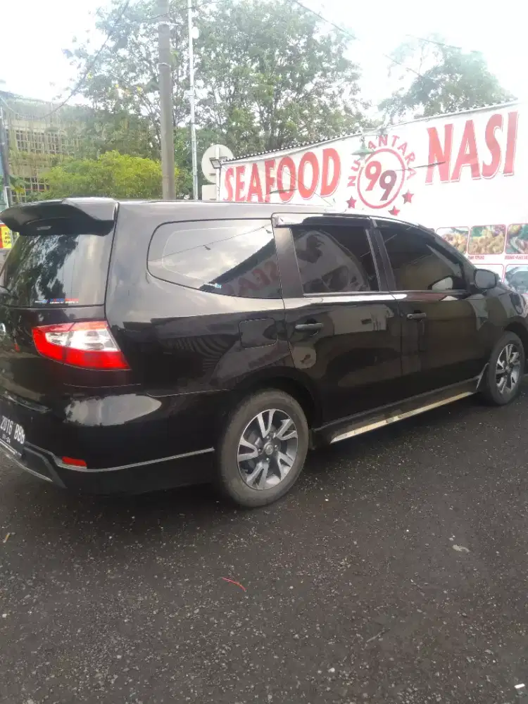 Nissan Grand livina SV  2018/2019