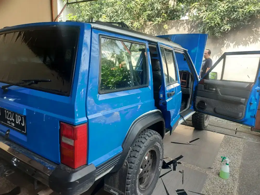 bongkar pasang kaca film mobil panggilan