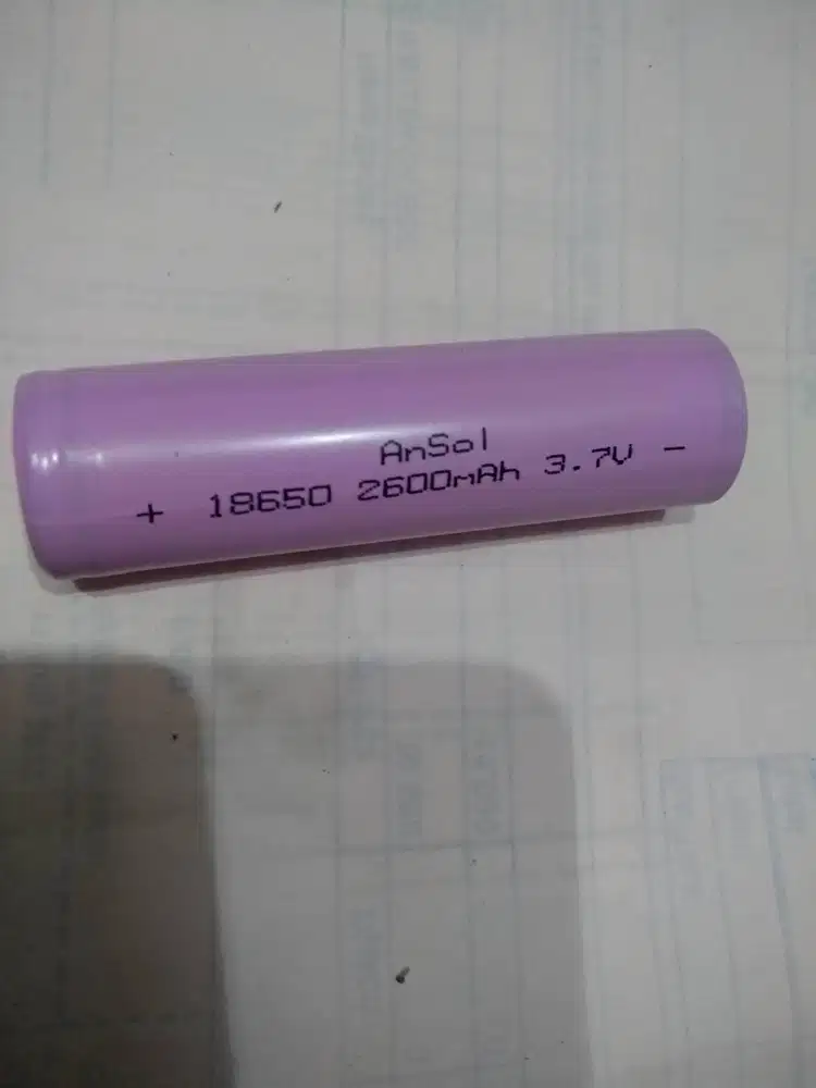 Baterai Cas Charger 18650 3,7V Real Capacity Kapasitas Real Senter