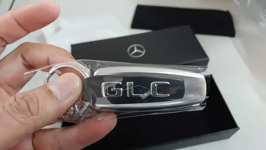 Keychain Gantungan Kunci Mercedes Benz GLC ORIGINAL MB Merchandise