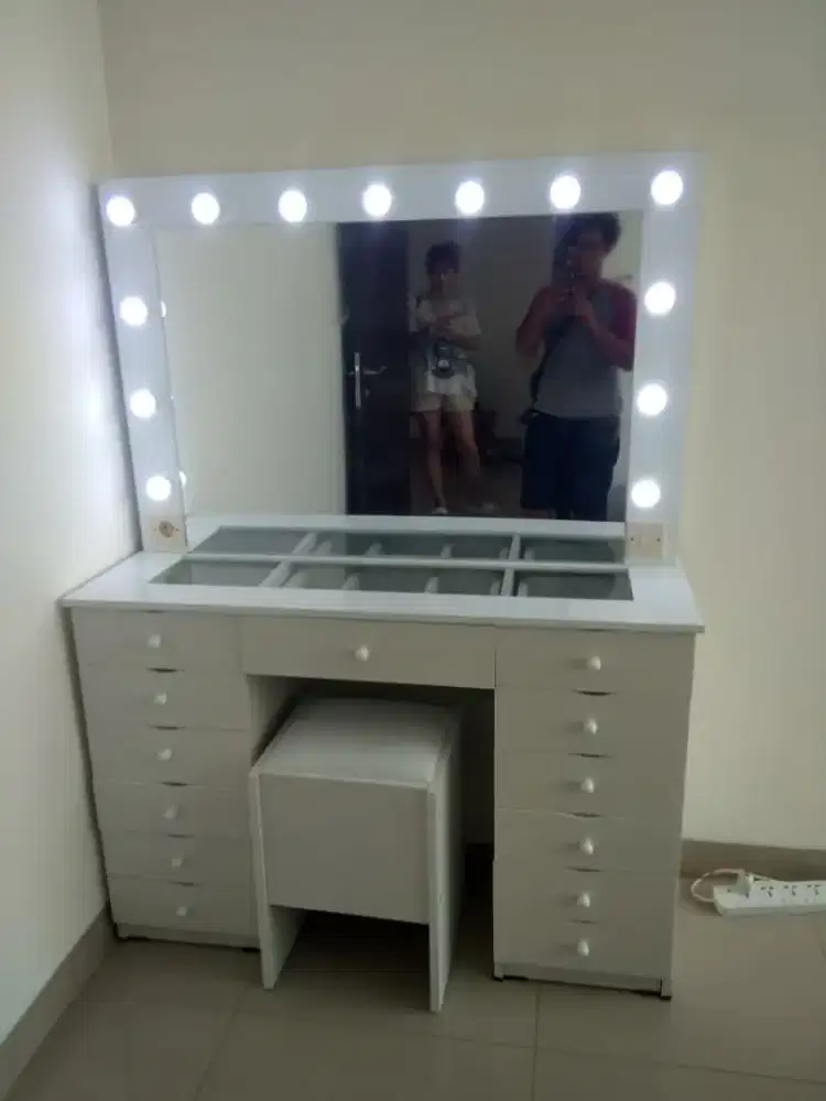 VANNITY MIRROR JUMBO ORDER COD