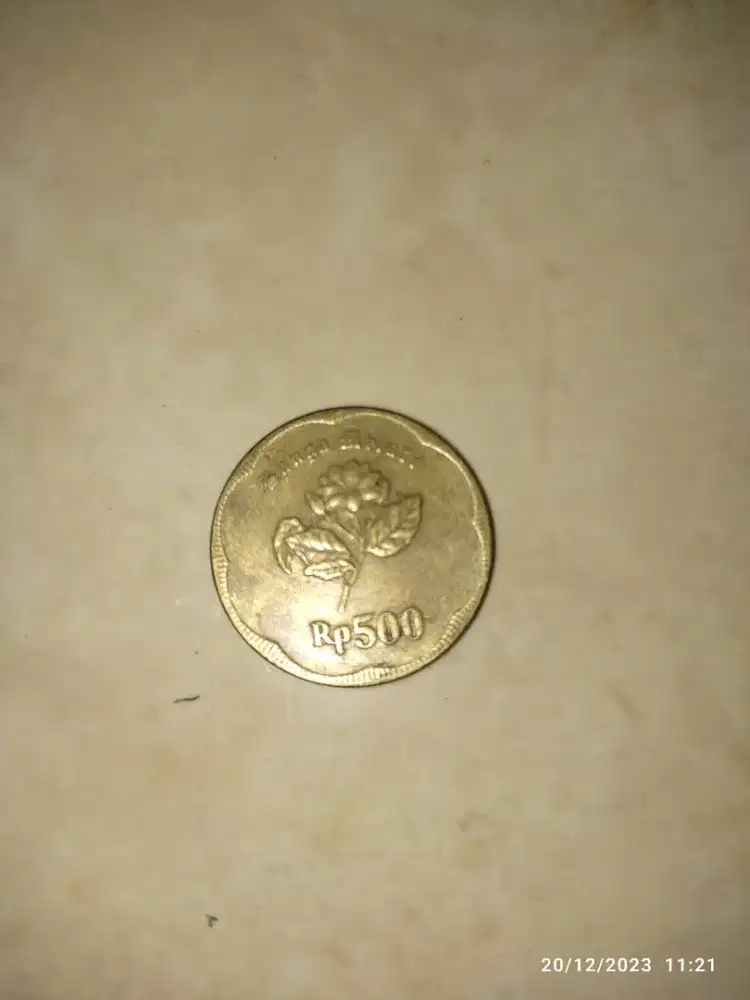 Uang koin 500 bunga melati th 1992
