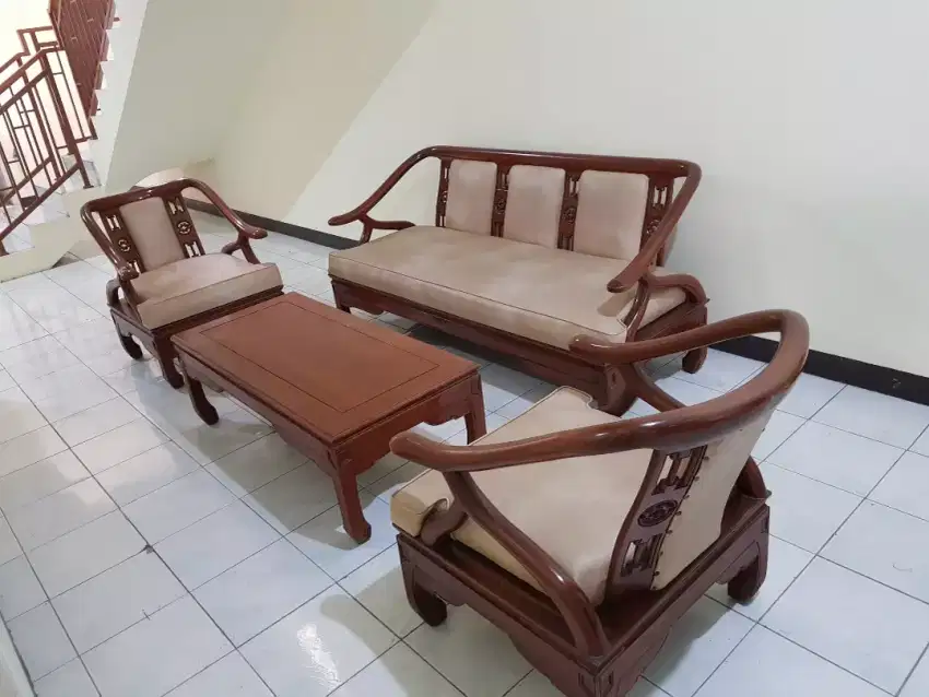 TAKE ALL SOFA DAN MEJA KAYU JATI RUANG TAMU