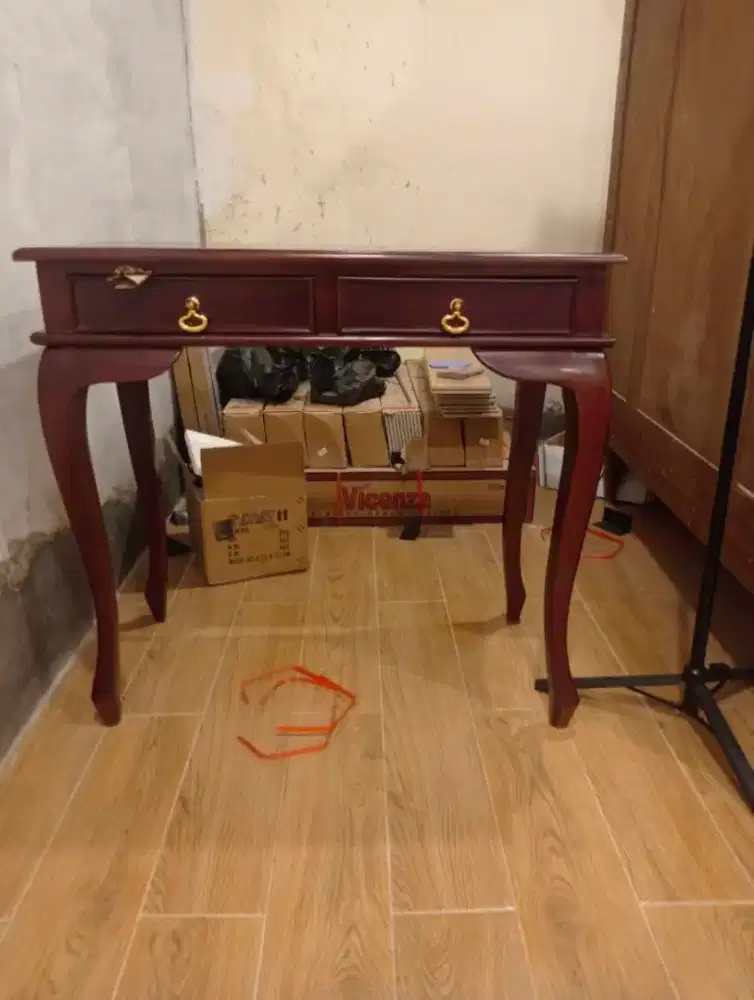 Meja Konsul kayu jati gred