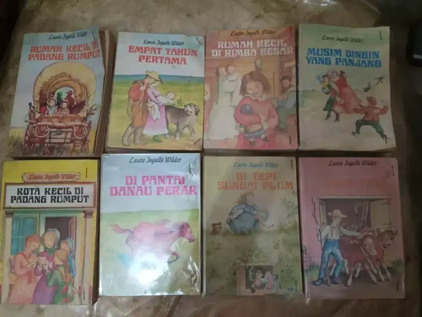 8 Buku cerita Laura ingals LITTLE HOUSE IN THE PRAIRIE