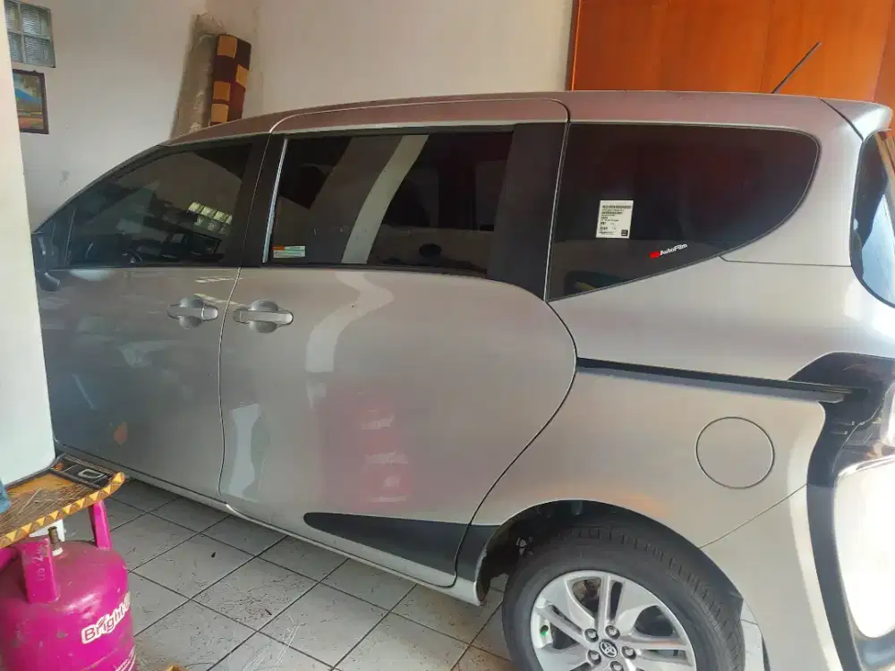 kaca film mobil panggilan