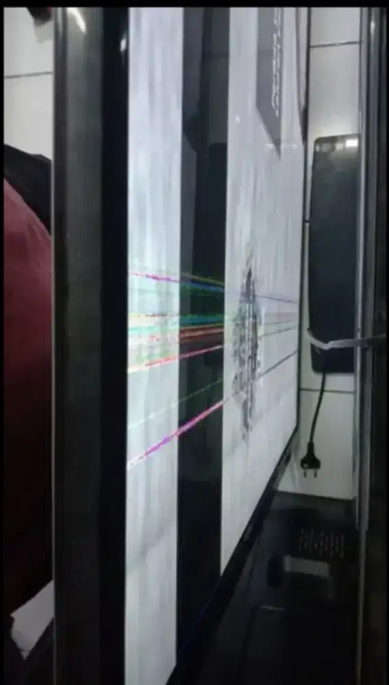 Tampung TV rusak Pecah Mati