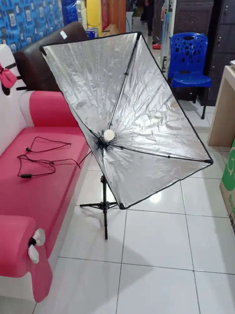 Lampu pemotretan studio