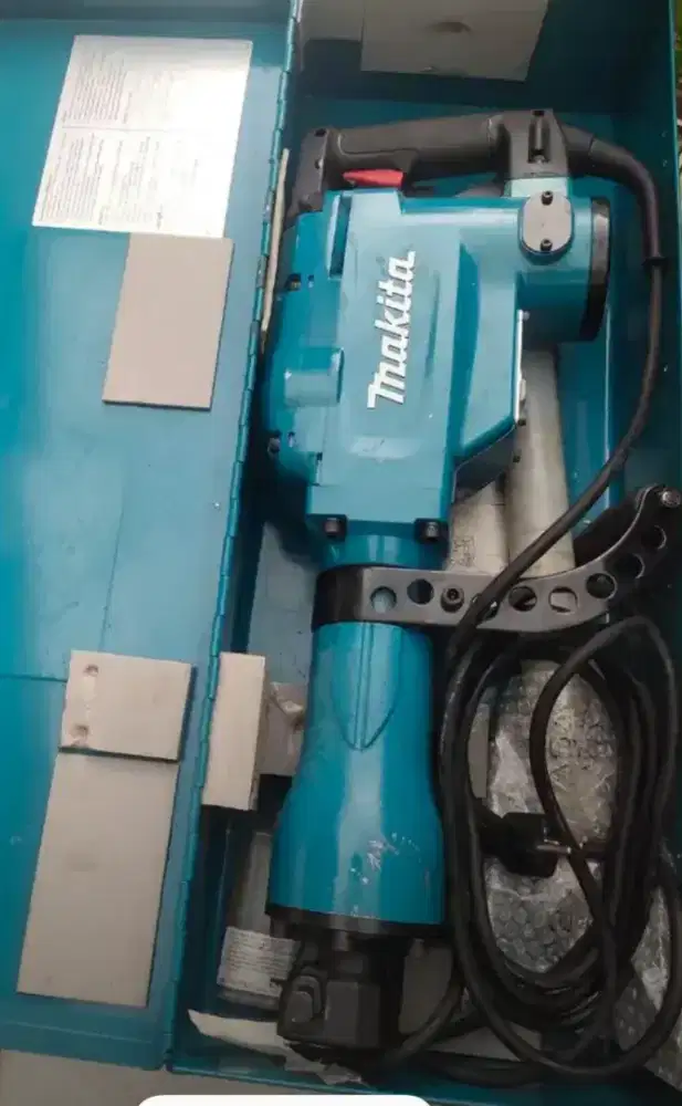 Jack hammer deals makita hm 1306