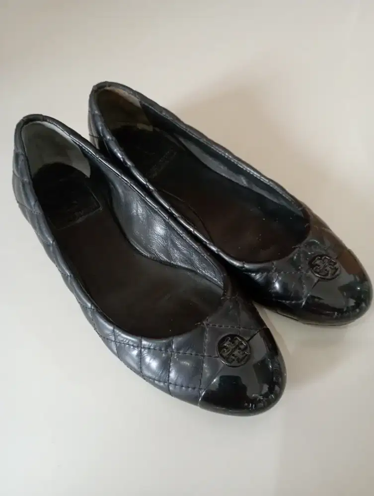 Tory Burch Kaitlin quilted size 6 preloved