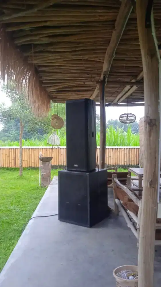 Rental Sound System Hiburan Yogyakarta panggung,Lighting dan Genset.