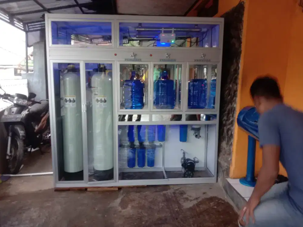 Depot air minum isi ulang