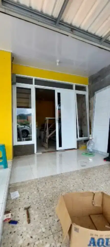 Jendela almunium minimalis