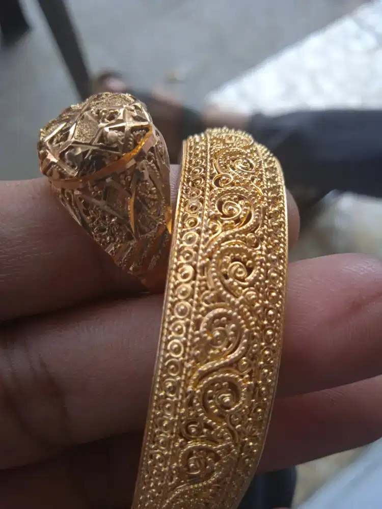 Terima Emas Lm, Logam mulya& Berlian