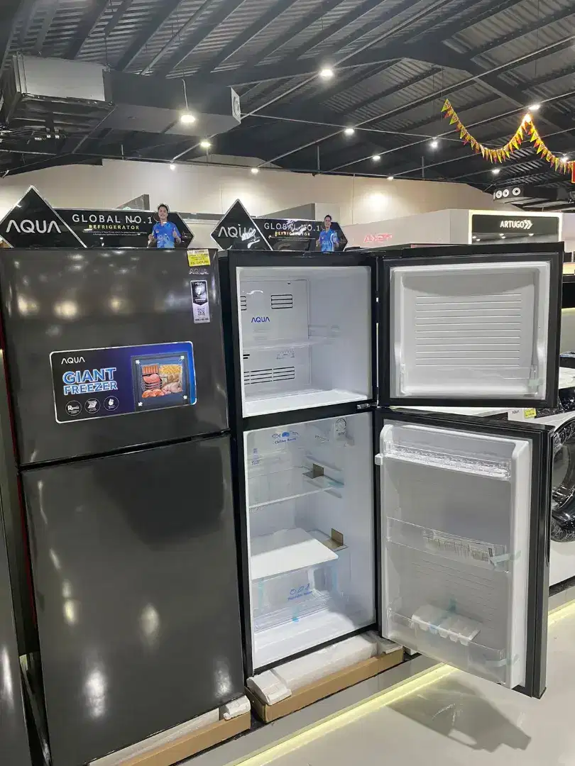 #KREDIT KULKAS DUA PINTU SHOWCASE FREEZER BUNGA RINGAN 1,77%