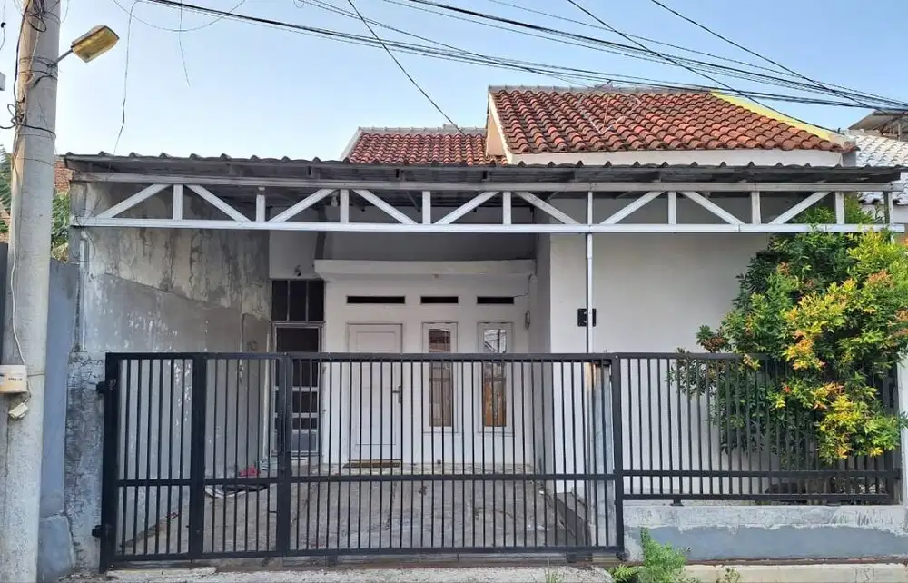 Dijual Rumah Kalimulya nempel GDC
