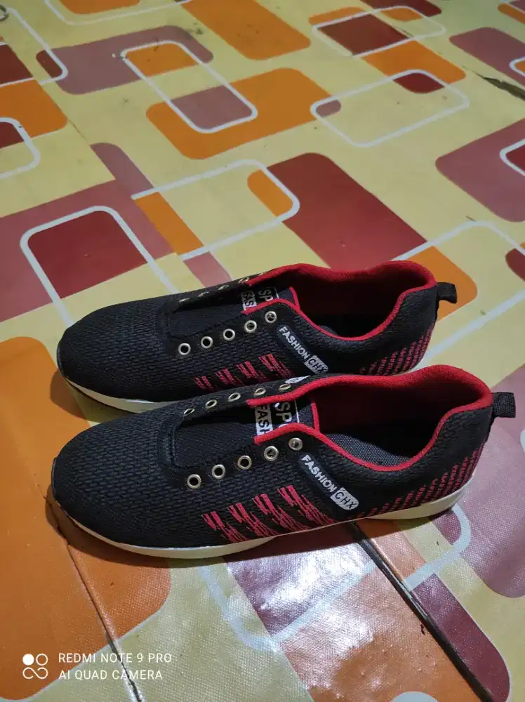Sepatu sportfashion uk 42