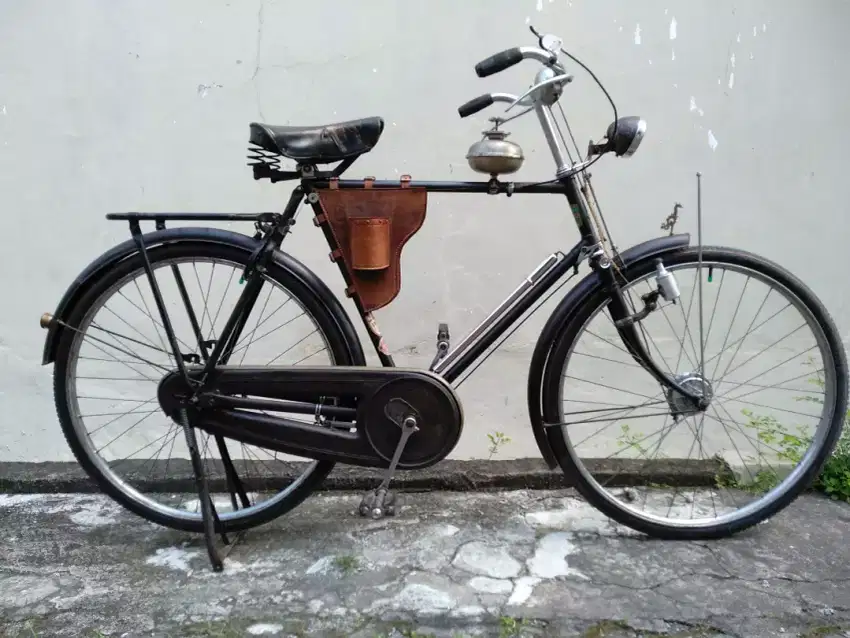 Sepeda Tua Onthel Raleigh Original