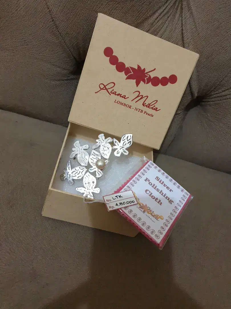 New .authentic bros wanita mutiara