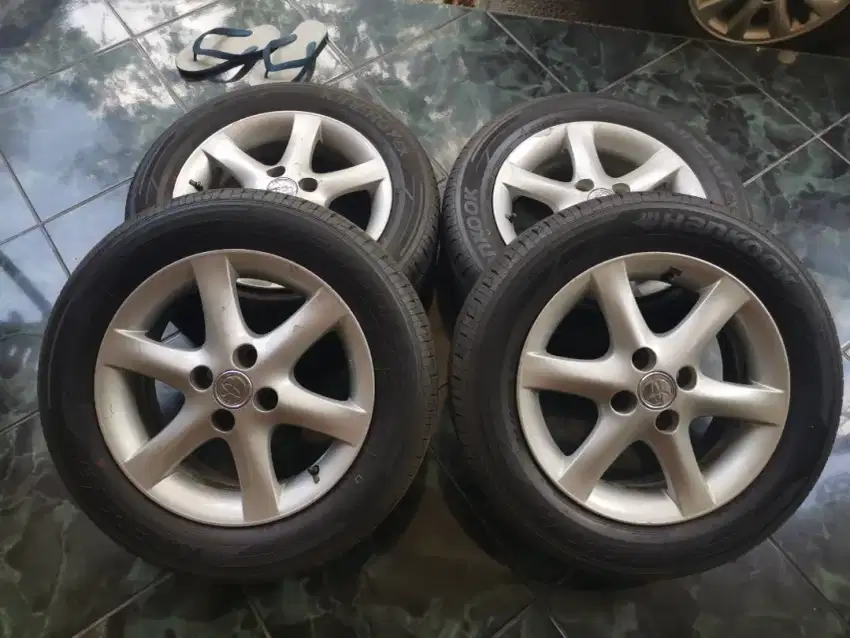 Dijual Velg OEM Altis R15