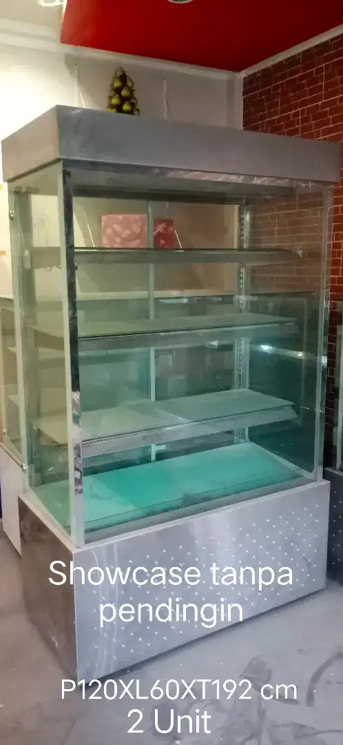 Lemari show case kue tanpa pendingin