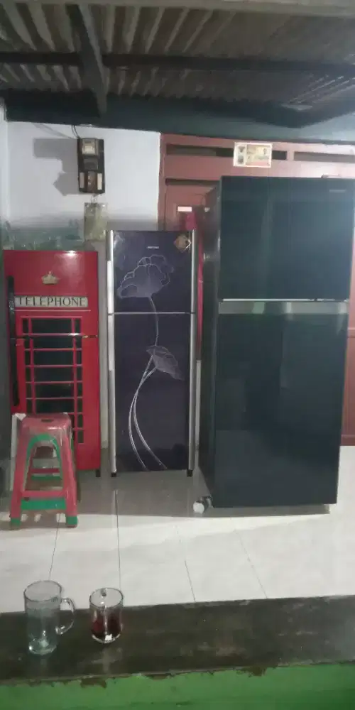 Jual beli kulkas rusak